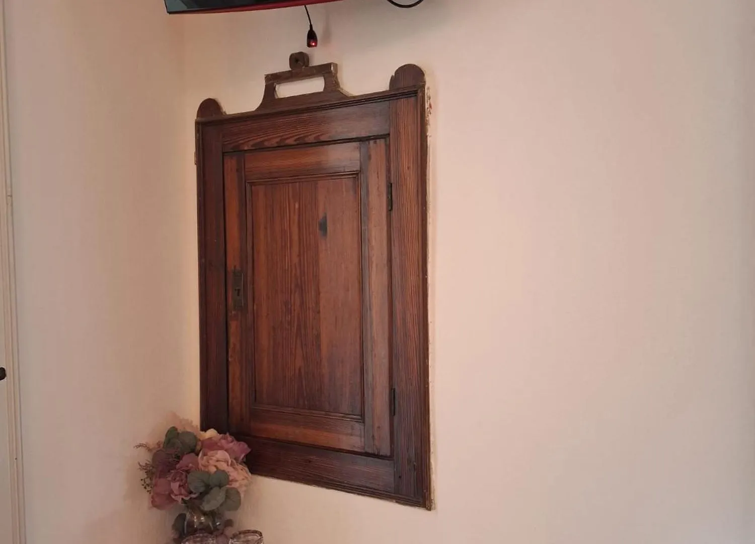 Aghinas Albergo Diffuso Bosa Affittacamere