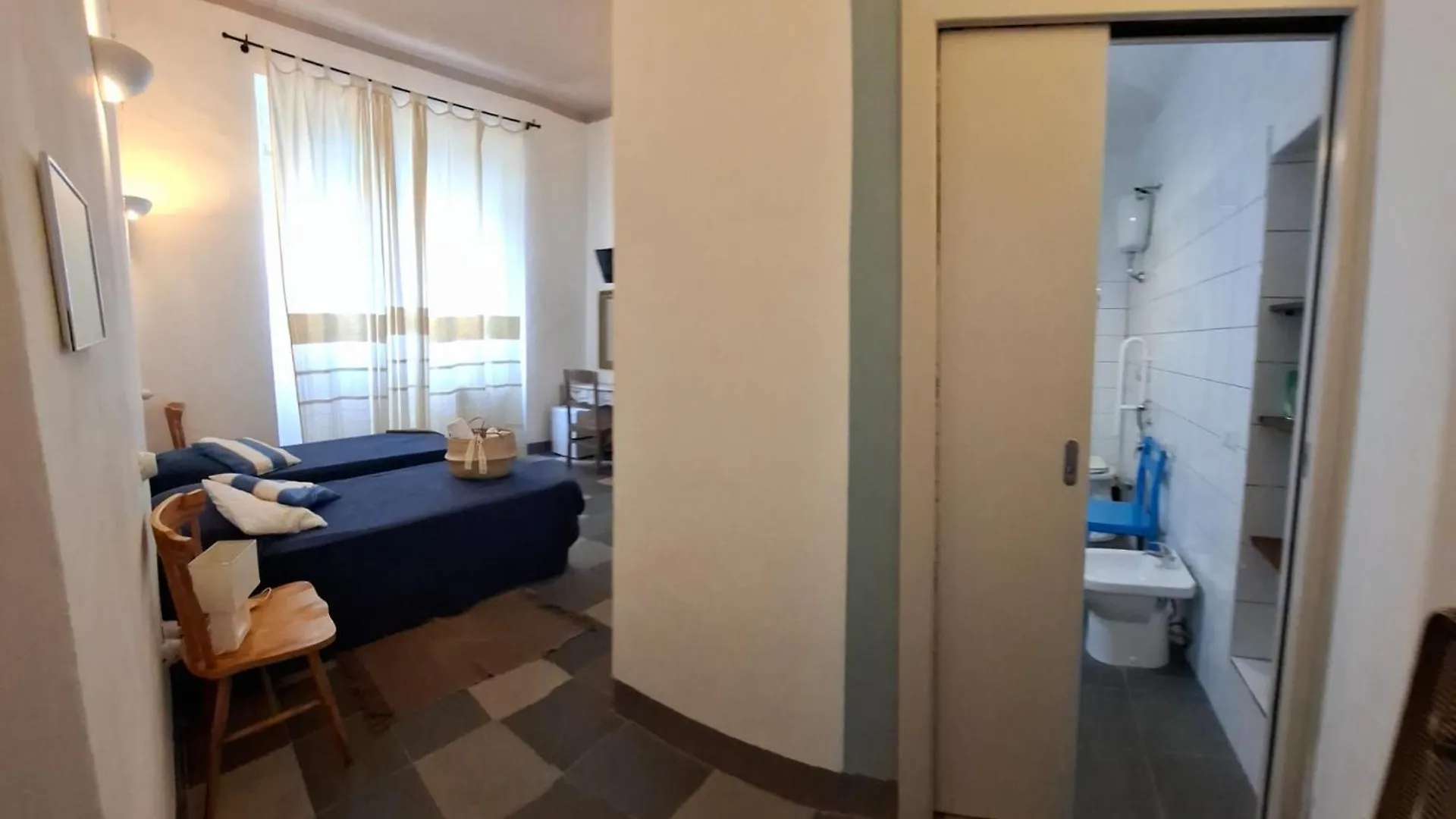 Aghinas Albergo Diffuso Bosa