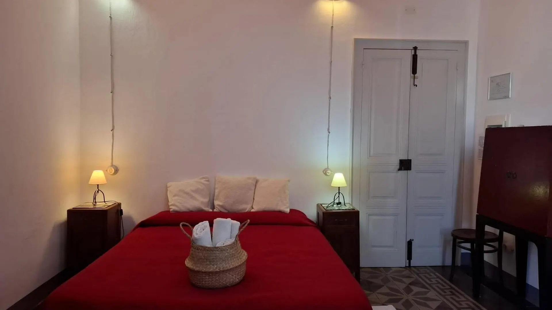Affittacamere Aghinas Albergo Diffuso Bosa
