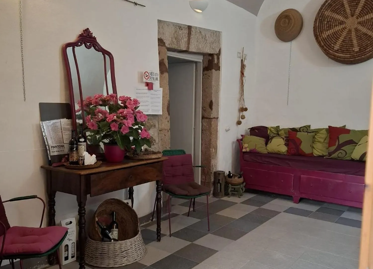 Aghinas Albergo Diffuso Bosa Affittacamere